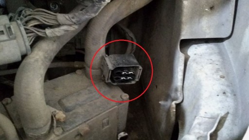 Mercedes Benz Sprinter 308CDI W909 2.2L OM646 - Разъём реле свечей накаливания